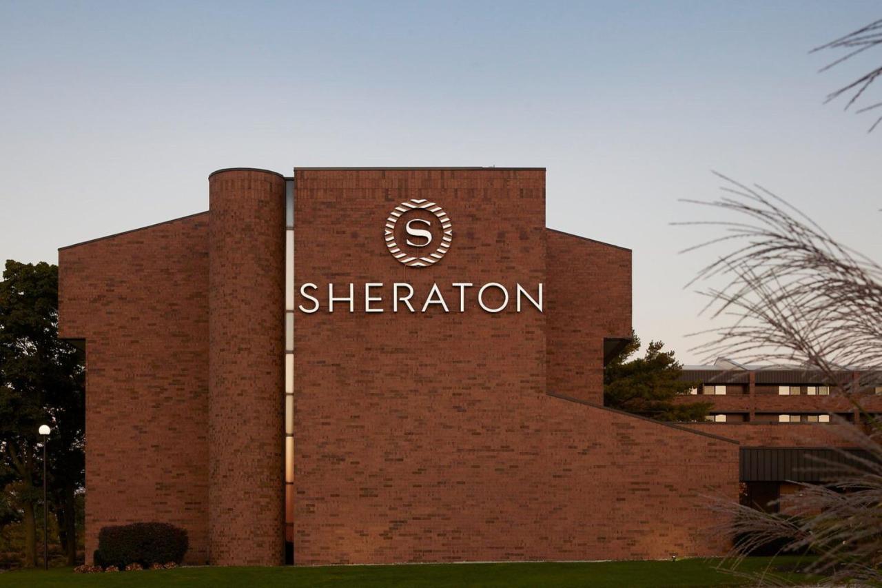 Sheraton Grand Rapids Airport Hotel Cascade Exteriér fotografie